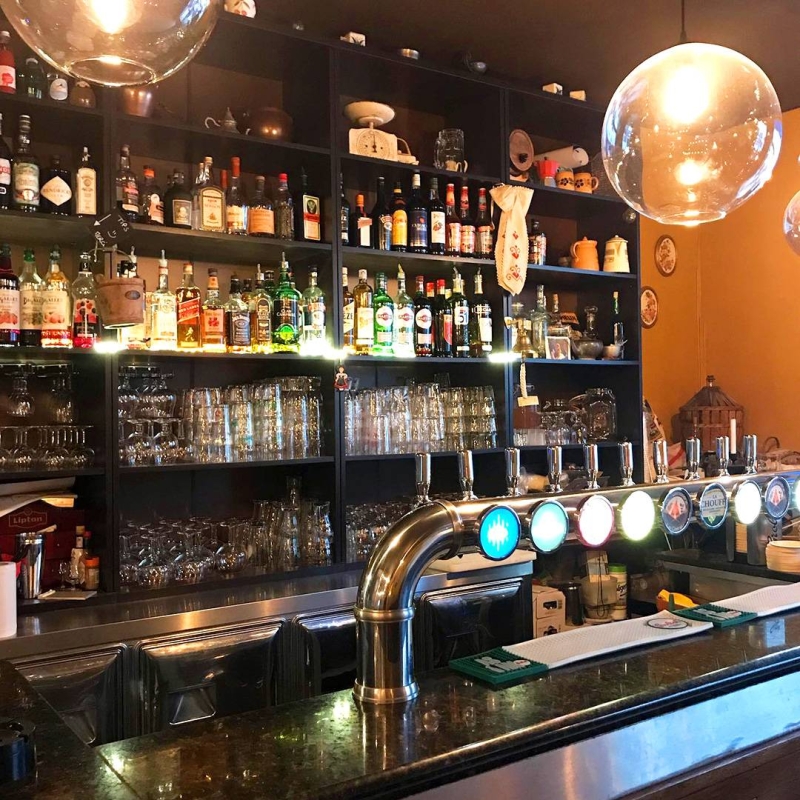 Le Bar - Des Bulles sous le Plafond - Bar Terrasse Lyon Gerland - Bar retransmission match Lyon